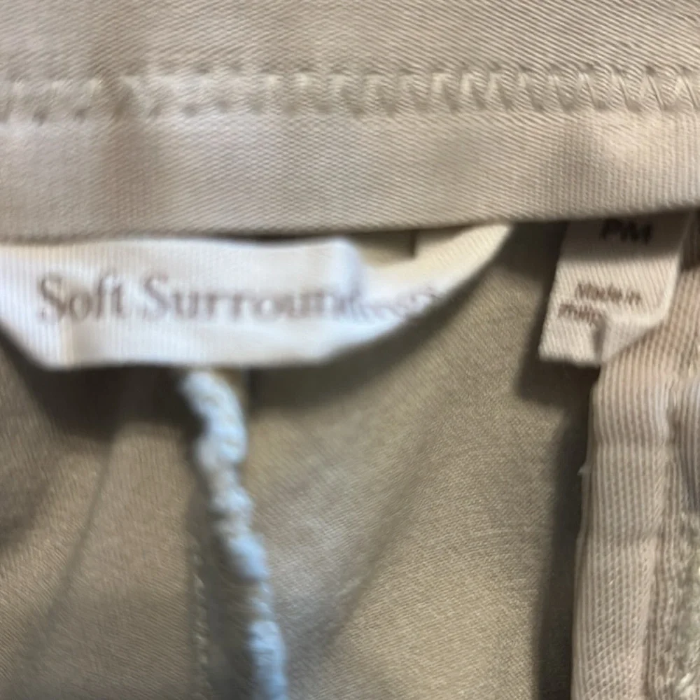 Soft Surroundings Perfect Capris Beige Straight-Leg Pants Size PM Petite Medium